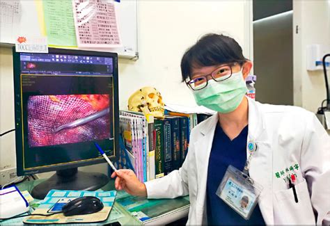 全腹膜外腹腔鏡疝氣手術 8旬婦2天出院 自由健康網