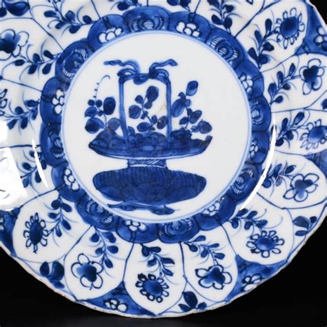 Plate Assiette En Porcelaine Bord Cannel D Cor Bleu Et Blanc D