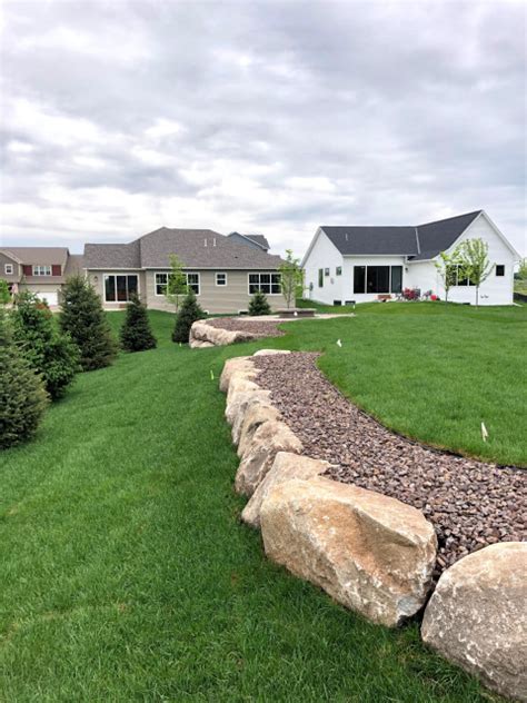 Retaining Walls Classique Chic Jardin Minneapolis Par Ns