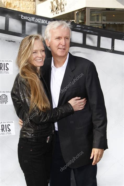 James Cameron Suzy Amis Stock Editorial Photo © Jeannelson 12963411