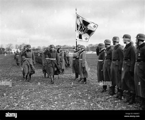 Vereidigung Von Rekruten Der Wehrmacht In Spandau Stockfotografie