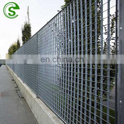 Light Weight Hot Dipped Galvanized Decorative Metal Grating Mesh Fences