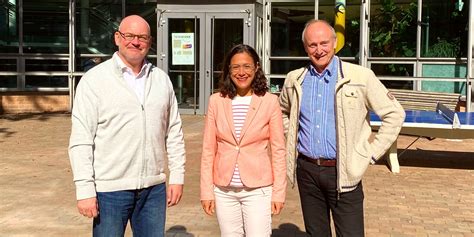 Besuch Der Freien Christlichen Schule Freiburg Nadyne Saint Cast