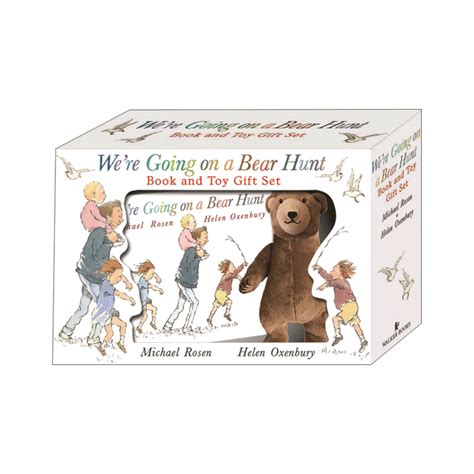 英文原版 We re Going on a Bear Hunt Book and Toy Gift Set我们一起去猎熊纸板书带玩偶礼盒套装