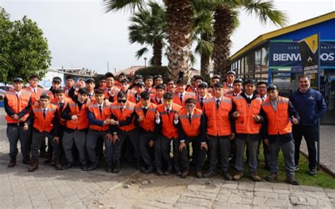 Alumnos Del Colegio Salesianos De La Serena Visitaron El Cft Juan Bohon