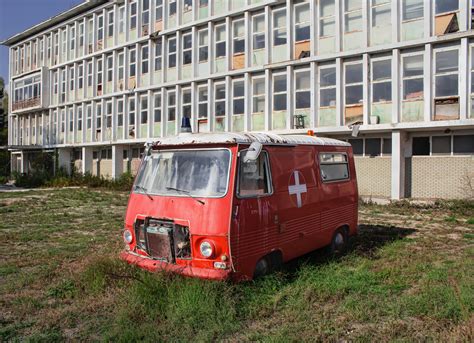 Old Ambulance Photos, Download The BEST Free Old Ambulance Stock Photos ...