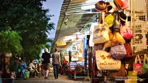 THAILAND | The Colors of Chiang Rai Night Bazaar - Lakad Pilipinas