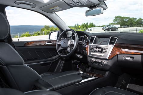 2013 Mercedes-Benz GL450 - Surviving the Dog Days of Summer - Automobile Magazine