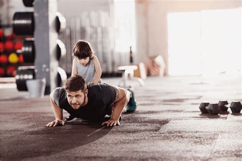 Weighted Push Ups How To Benefits Muscles Worked Horton Barbell