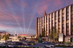 Hollywood Casino Aurora Begins Construction of $360M Resort