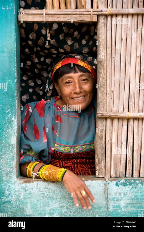 Panama Kuna Woman Indigenous Indio Fotograf As E Im Genes De Alta