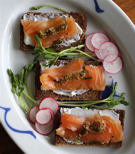 Gravlax Recipe Swedish Cured Salmon Hilah Cooking