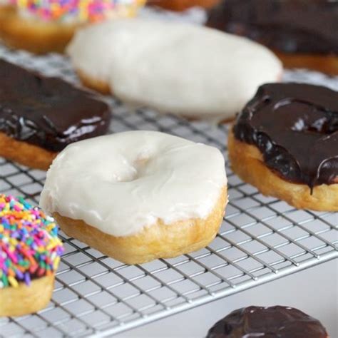 Biscuit Dough Donuts: Chocolate, Maple, Vanilla (Video) - Gluesticks Blog