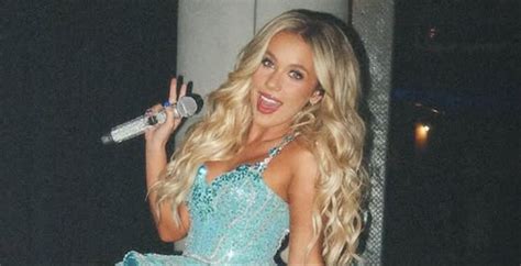 Best Megan Moroney Shows Off Bikini Body Fans Go Wild Artofit