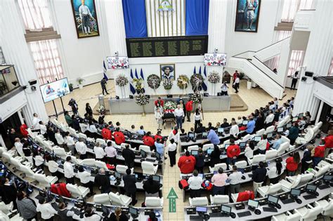 Asamblea Nacional rinde homenaje póstumo al compañero y hermano Násser