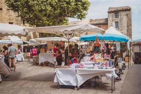 An Insider's Guide to the Best Things to do in Gordes, France