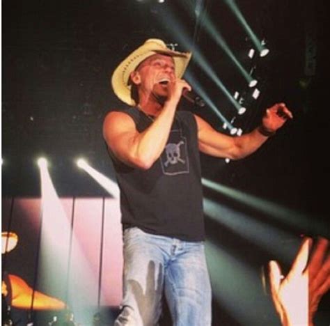 Kenny Chesney Country Music I Laughed Captain Hat Fashion Moda