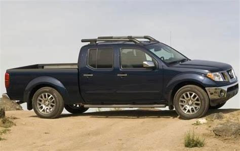 Used 2011 Nissan Frontier Crew Cab Pricing For Sale Edmunds