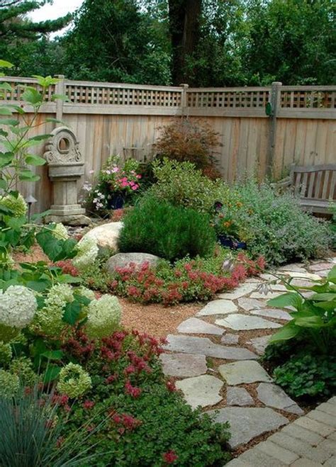 25 Inspirational Backyard Landscaping Ideas