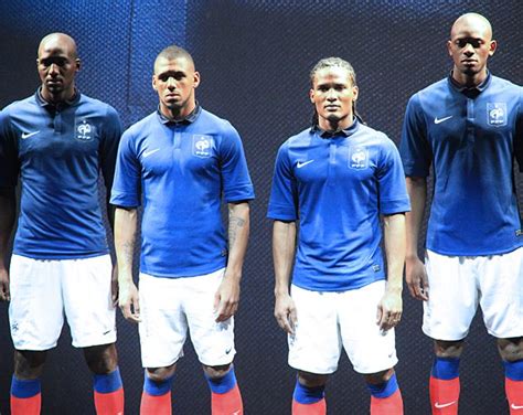 Le Nouveau Maillot Nike Des Bleus Regardez Le