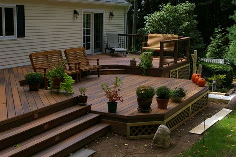 Multilevel Deck Designed And Built With Fiberon Decking Has Wide Stairs