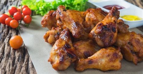 Frango na cerveja 9 receitas para surpreender em almoços e jantares