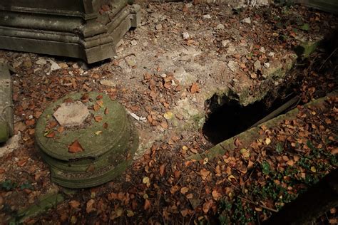 Chapelle Ruin E Saint L Onard Chapelle Saint L Onard De Ma Flickr