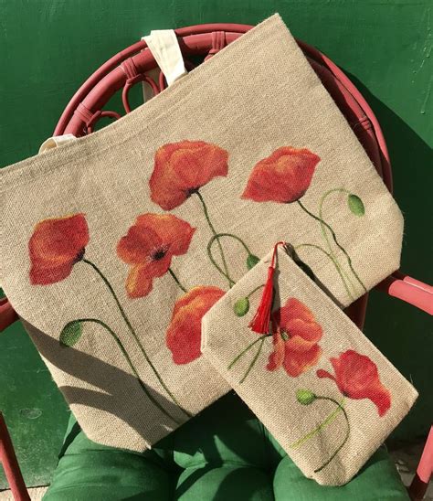 Pin On Pintura Em Bolsas Painted Bags Burlap Bags Fabric Bags