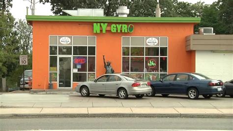 New York Gyro - YouTube