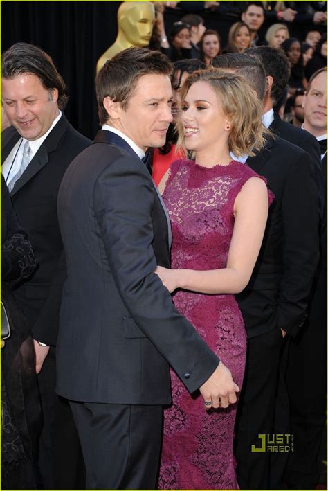 Jeremy Renner - Oscars 2011 Red Carpet: Photo 2523715 | 2011 Oscars ...