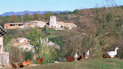 Estos son los nueve pueblos de Barcelona que podrían desaparecer en los