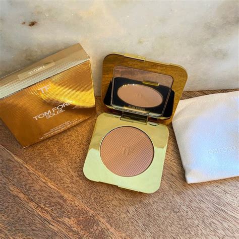 แท้ Tom Ford Soleil Glow Bronzer Terra 02 Shopee Thailand