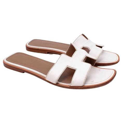 Hermes Oran White Leather Flat Sandals For Sale At 1stdibs