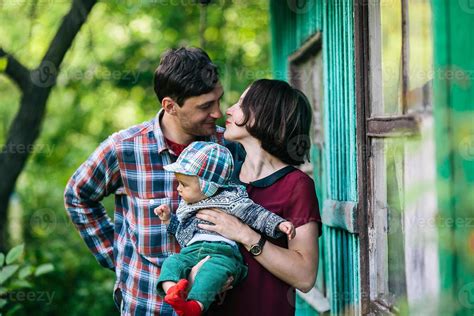 Family outdoor portrait 12555508 Stock Photo at Vecteezy