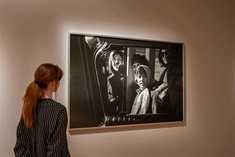 A Cache of Paul McCartney’s Photographs Gives an Insider’s View to the ...