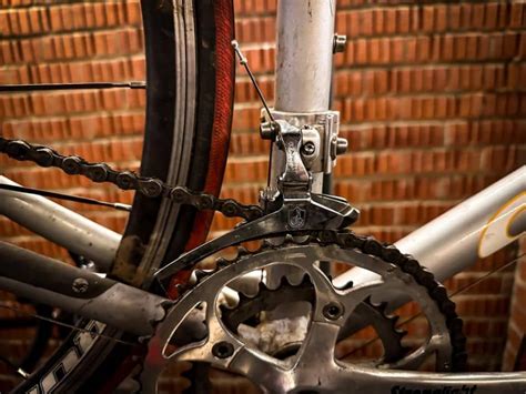 How to Change Gears on a Bike: The Ultimate Guide (2023)