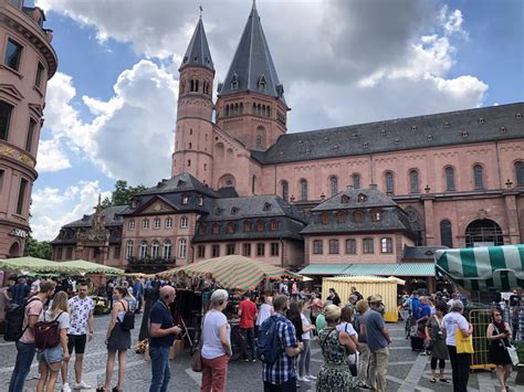 Mainz Ohne Wellness Und R Desheim Bei Nacht Mit Cruisecouple Kreuzfahrt