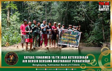 Satgas Yonarmed Tk Jaga Ketersediaan Air Bersih Bersama Masyarakat