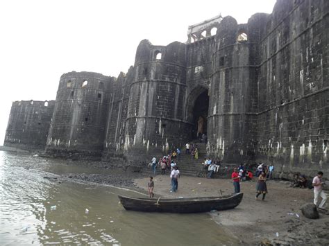 Janjira fort, Murud - Travel Maniac