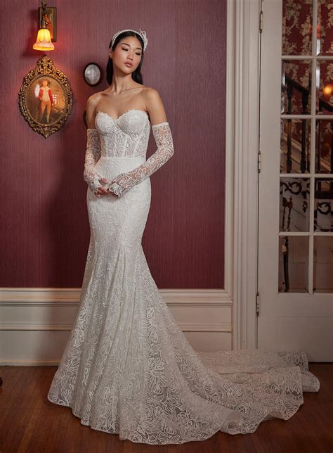 Bridal Designers | Woodbury, Minnesota Wedding Dresses | Our Shop