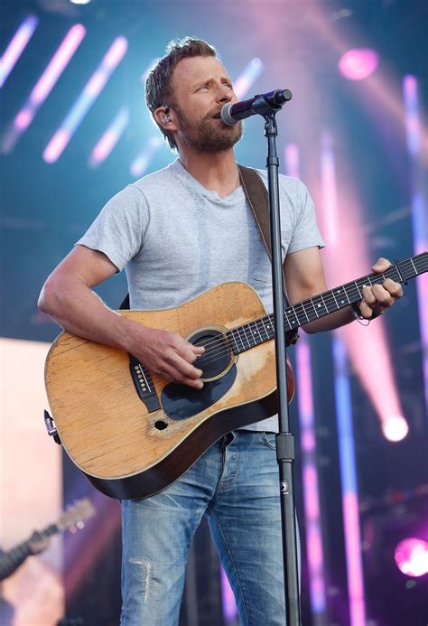 Pin by Toni Watson on Dierks Bentley | Dierks bentley, Music instruments, Bentley