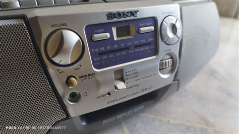 Sony Cfd V Radio Cd Cassette Player Audio Portable Music Players