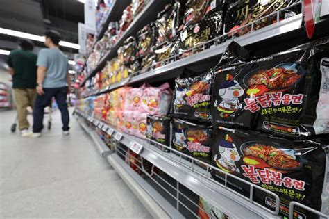 Not Harmful To Health Korea S Buldak Spicy Noodles Return To Shelves