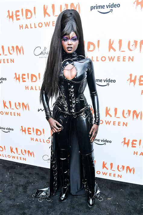 2019 Heidi Klum Party Red Carpet Arrivals in Costume, Photos – Footwear ...