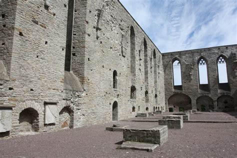 El Convento De Pirita Arruina Interior Tallinn Estonia Imagen De