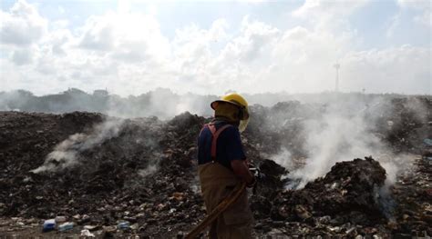 Enfrenta Protecci N Civil Incendio De Basurero Las Calabazas Red De