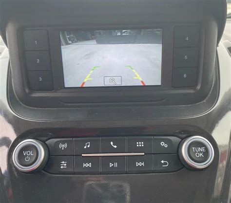 Ford Courier Sync Ekranlara Geri G R Ve Hareket Halinde Video Aktvsy