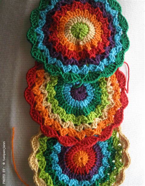 Flower Potholders Crochet Pattern - Simple Crochet Ideas