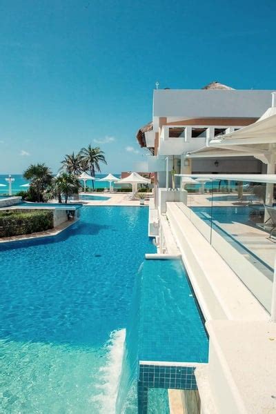 Wyndham Grand Cancun All Inclusive Resort Villas Official Web