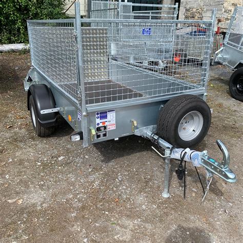 ifor williams pe  whites trailers